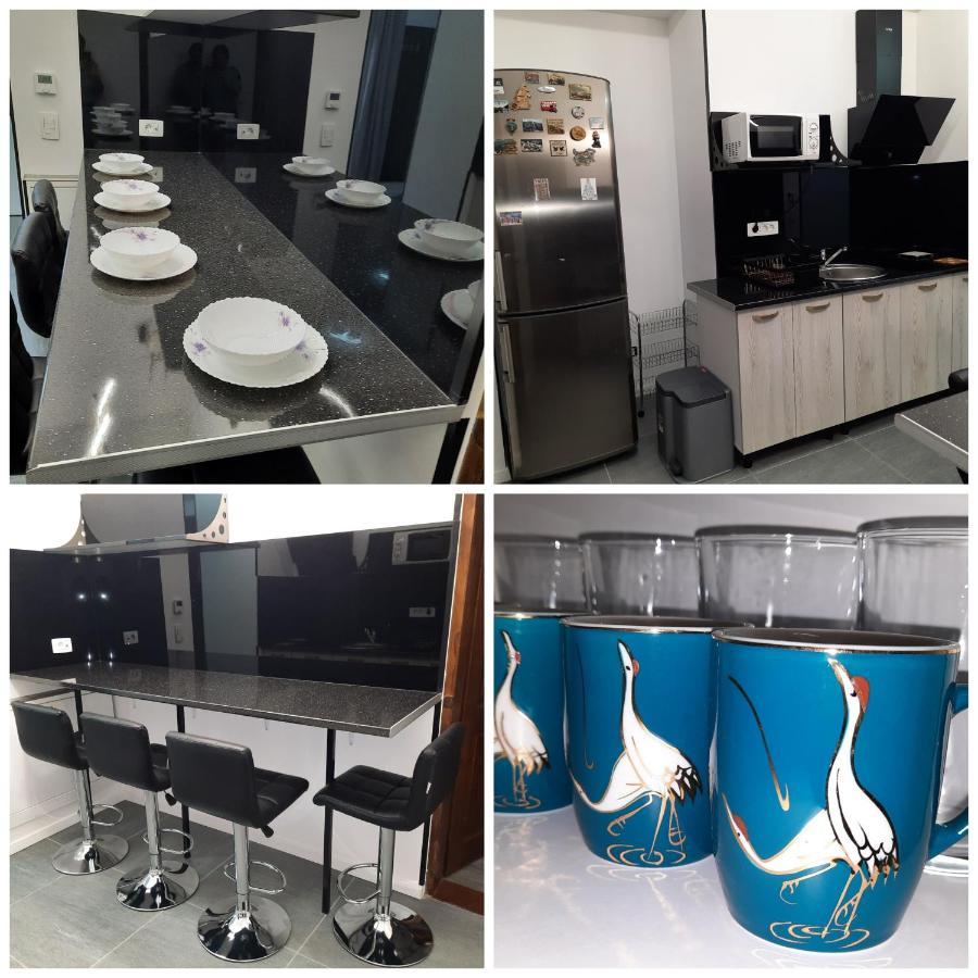 Apartamento House Side By Side Braşov Exterior foto